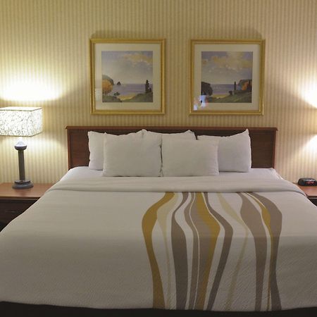 La Quinta By Wyndham Stevens Point Hotell Eksteriør bilde